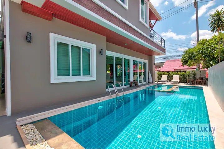 Admirable Villa de 3 chambres à Bophut Koh Samui à vendre 01B