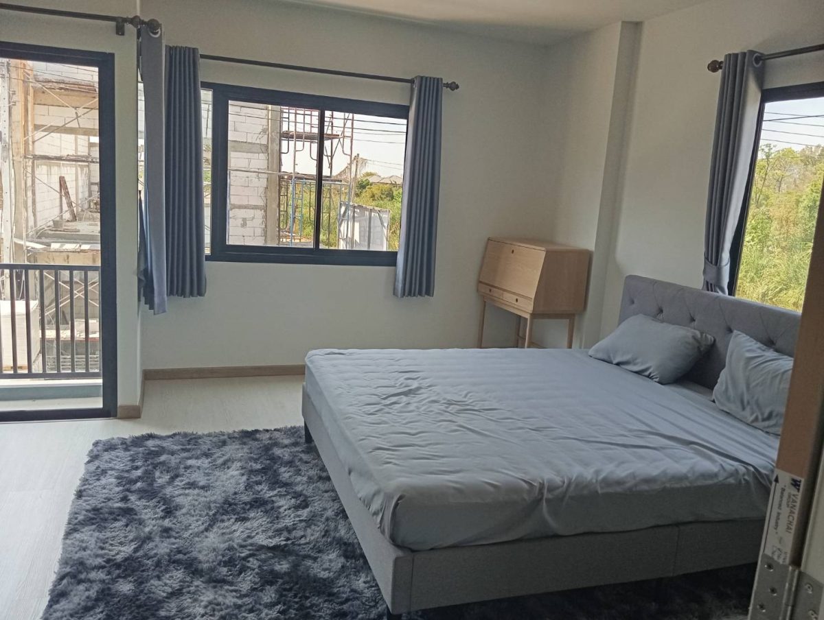 Selling newly built townhouses 3 Beds not Far Future Park shopping mall Pathumthani — photo 3