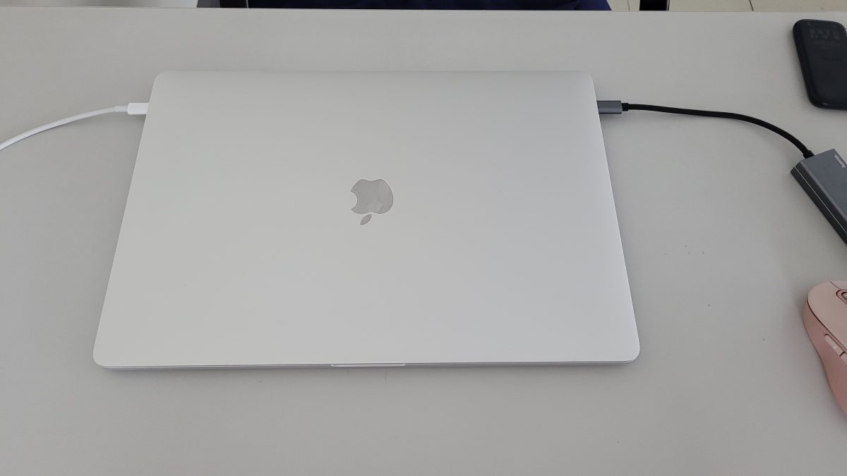 Macbook Pro 2019 16” — photo 2