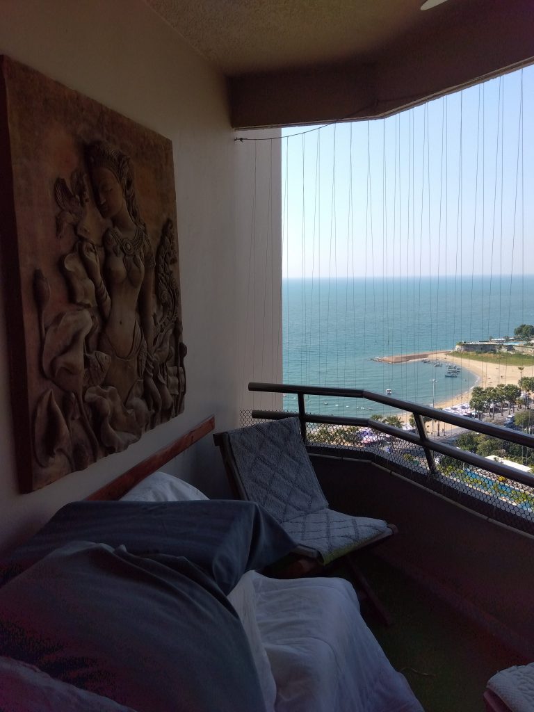 MARKLAND CONDO IN PATTAYA ON THE BEACH