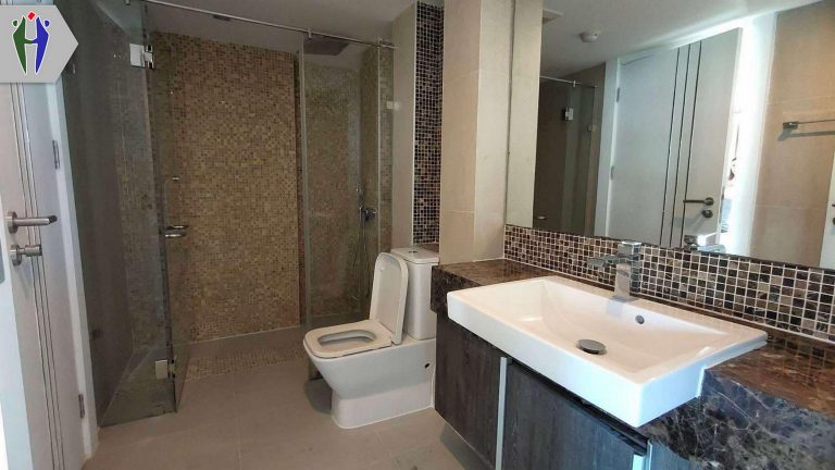 Condo for rent  Central Pattaya CENTARA AVENUE Close to Boukhaw