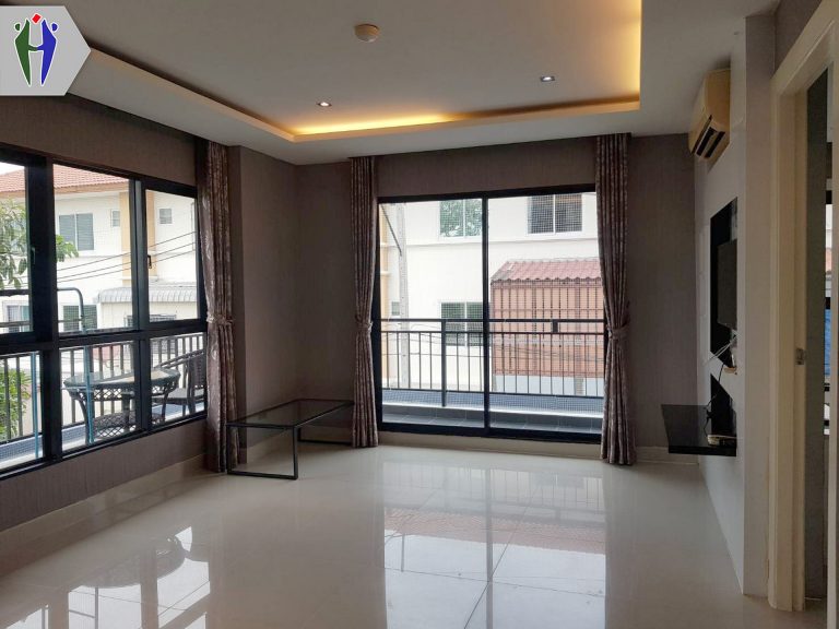 Condo for rent 51 sq.m., corner room, near Sukhumvit Road, South Pattaya