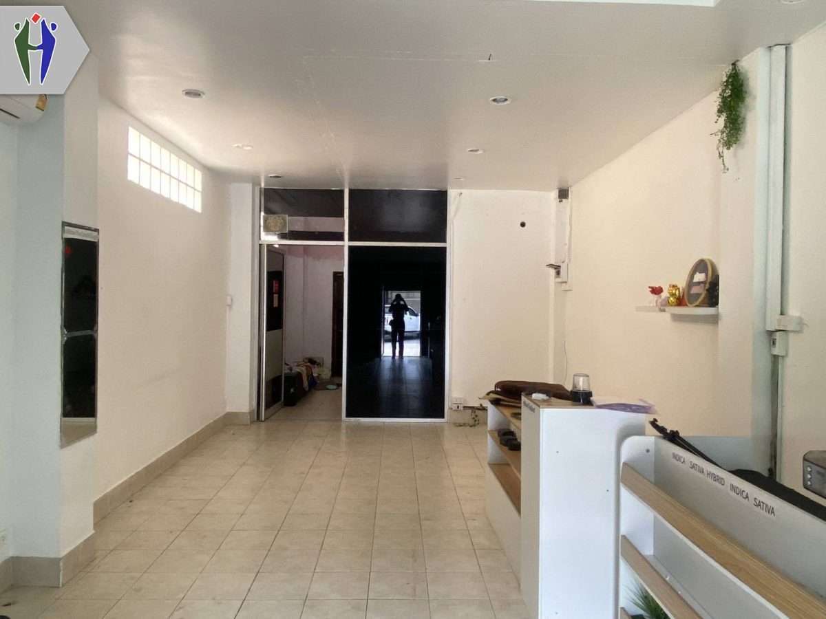 Commercial building for rent, Son Nen Phlap Wan. — photo 2