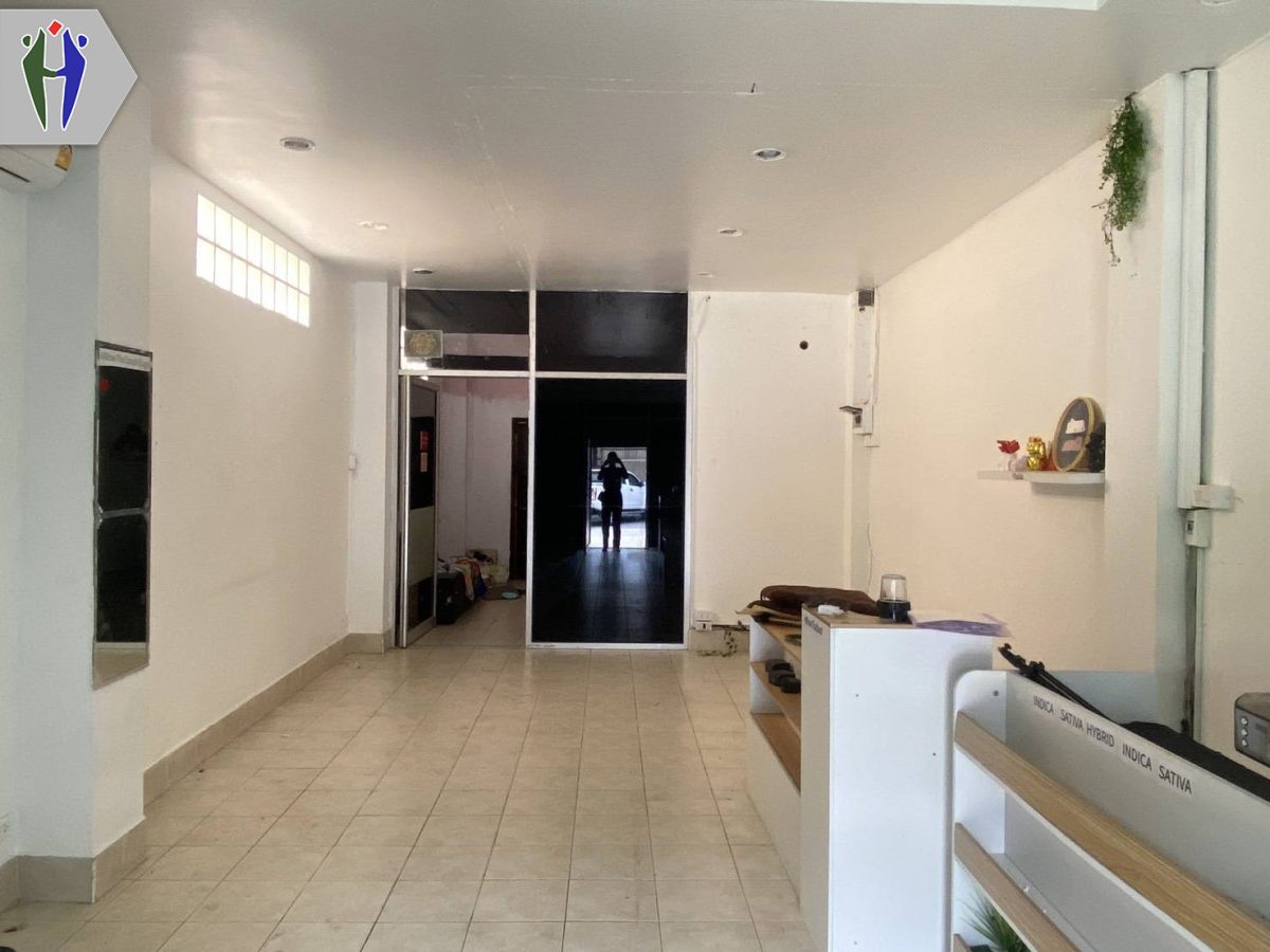 Commercial building for rent, Son Nen Phlap Wan. — photo 2