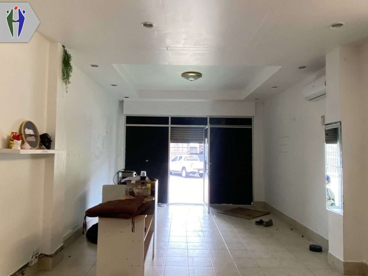 Commercial building for rent, Son Nen Phlap Wan. — photo 3