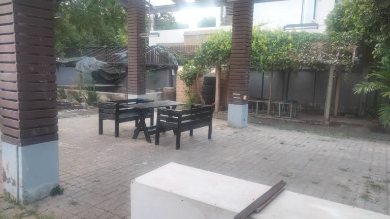 House  for Sale  and Rent Bigger area   114 sq.wah  zone Lat Phrao ,Chatuchak not far from Chtuchak Park BTS LINE