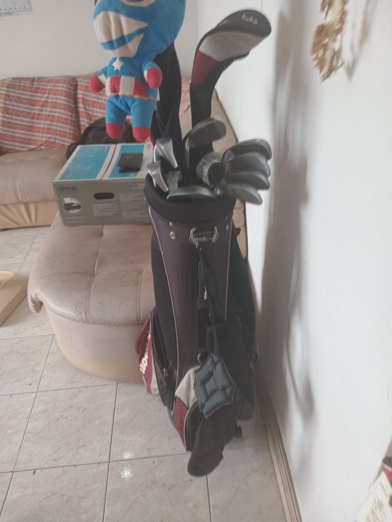 Wilson Golf Clubs; Bag and Accessories