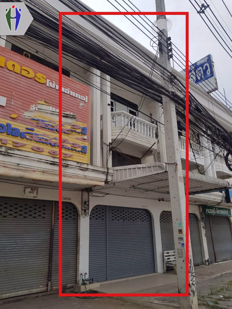 Commercial building for rent, Ban Amphoe, 11,000 baht
