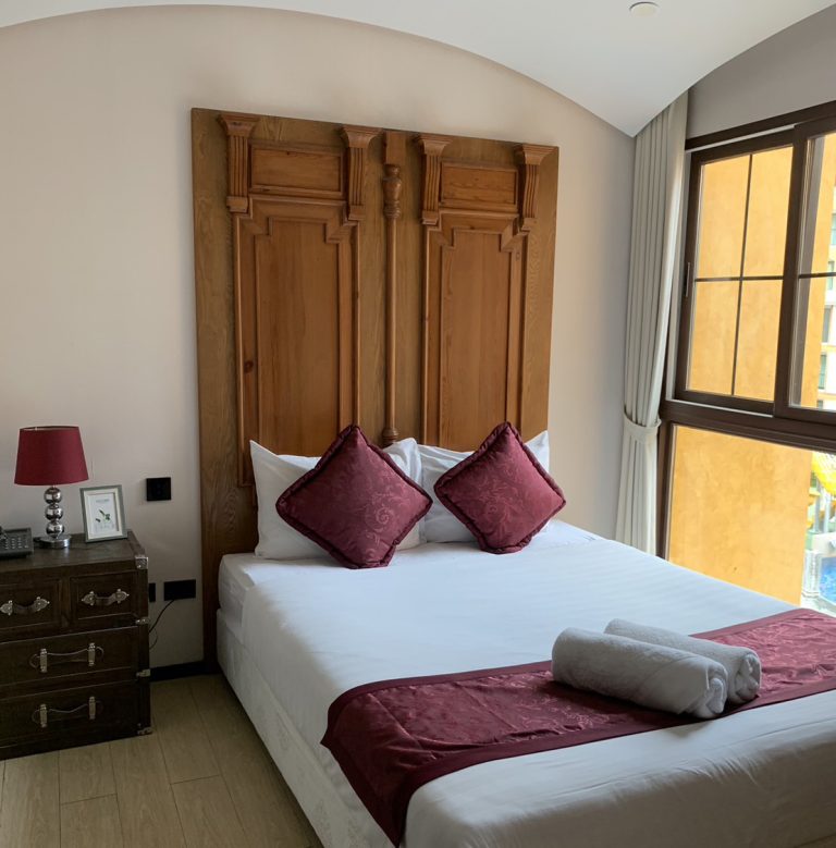 Condo for rent Jomtien Venetian with Washing machine