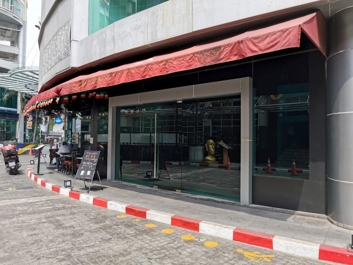 Commercial Space in Trendy Phra Khanong Zone — photo 3