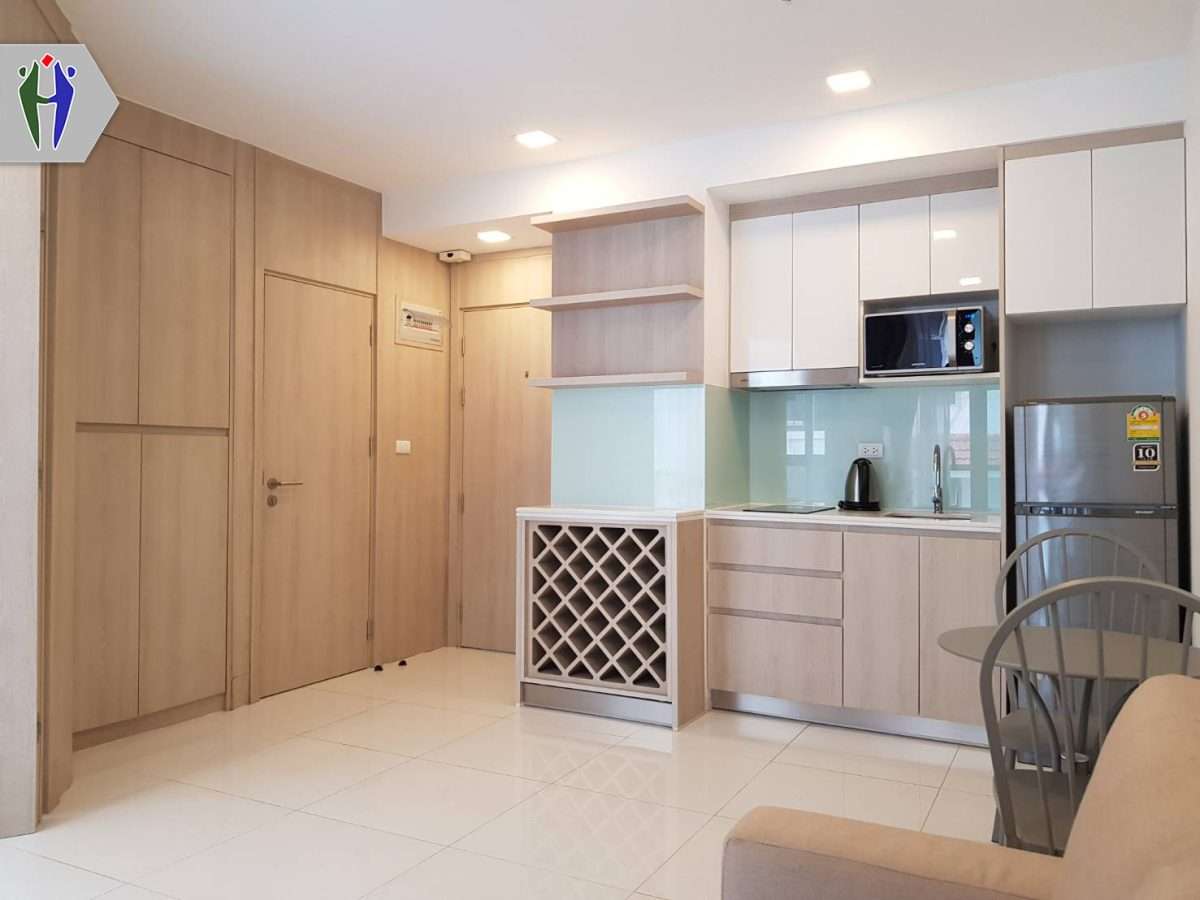 Condo for rent Pratamnak Hill Pattaya 12,000 baht — photo 2