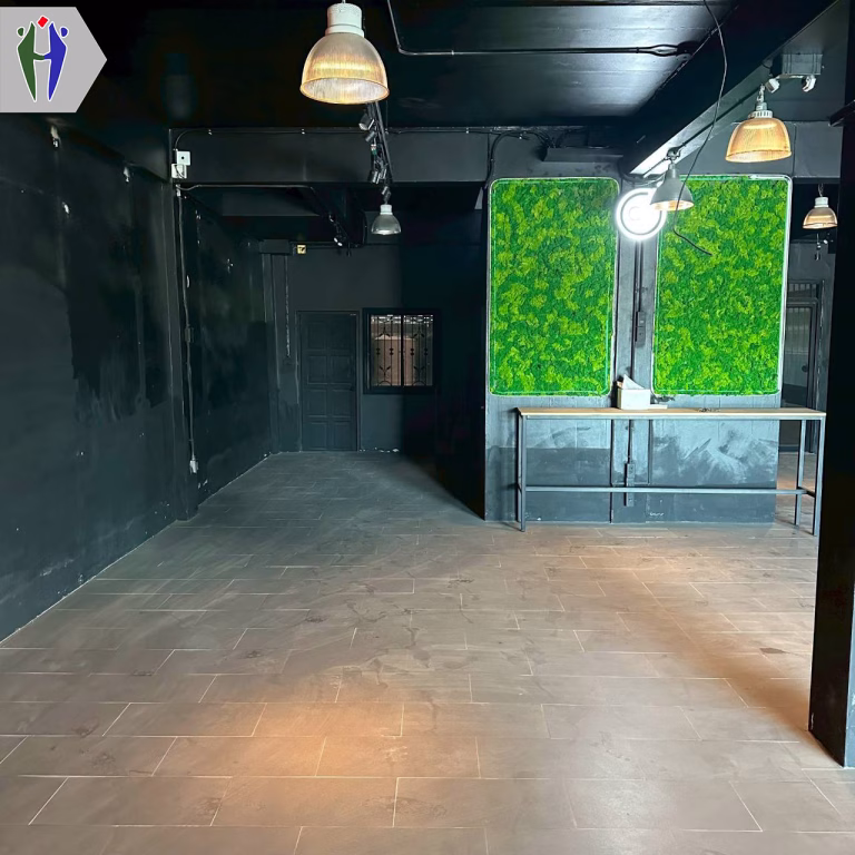 Commercial building for rent, Na Kluea, near the railway