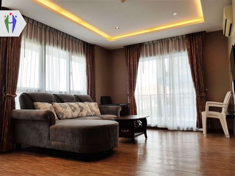 Condo Corner unit, Corner room, Beautiful room with new furniture, city view and pool view  South Pattaya