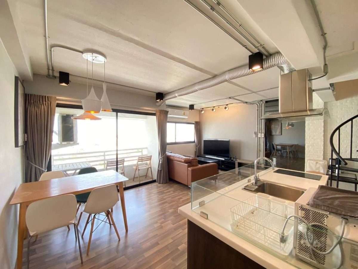 Thong Lo Tower to let 45,000 baht per month  93 m² Duplex  2 Beds 2 Baths — photo 2