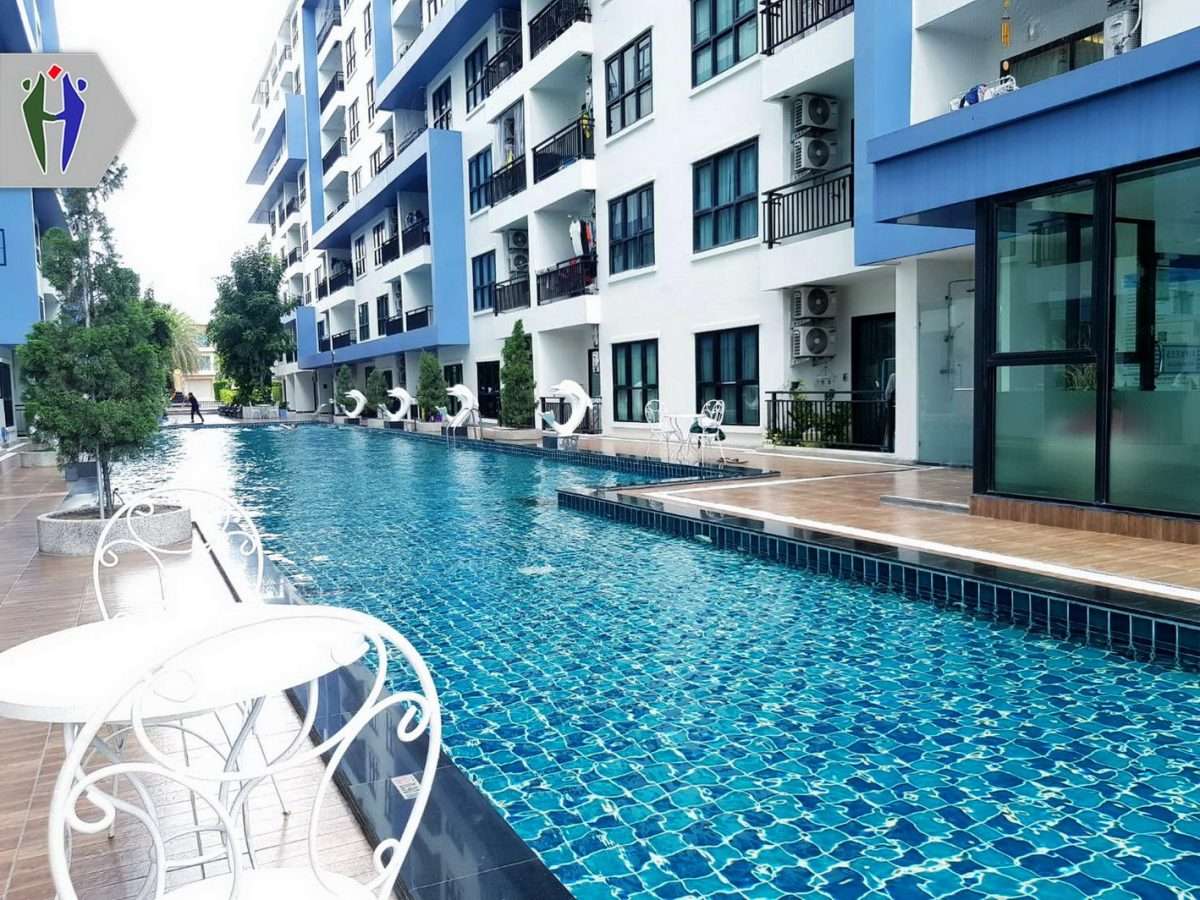 Condo Corner unit, Corner room, Beautiful room with new furniture, city view and pool view — photo 2