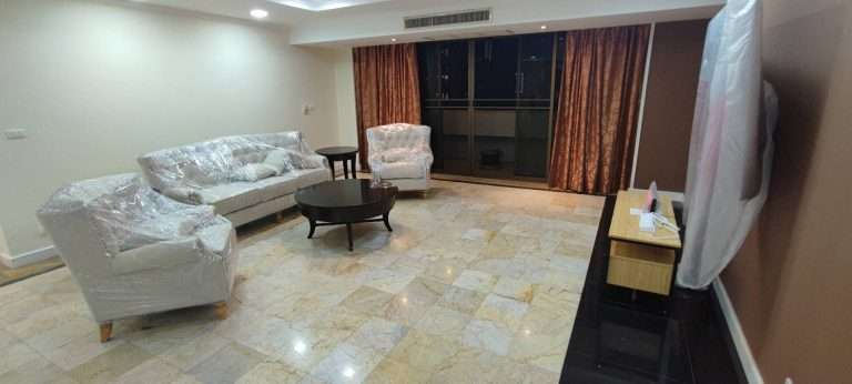 The special price for rent luxury condo newly furniture at 12 least for make a contract คอนโดหรูให้เช่าสุขุมวิท 18