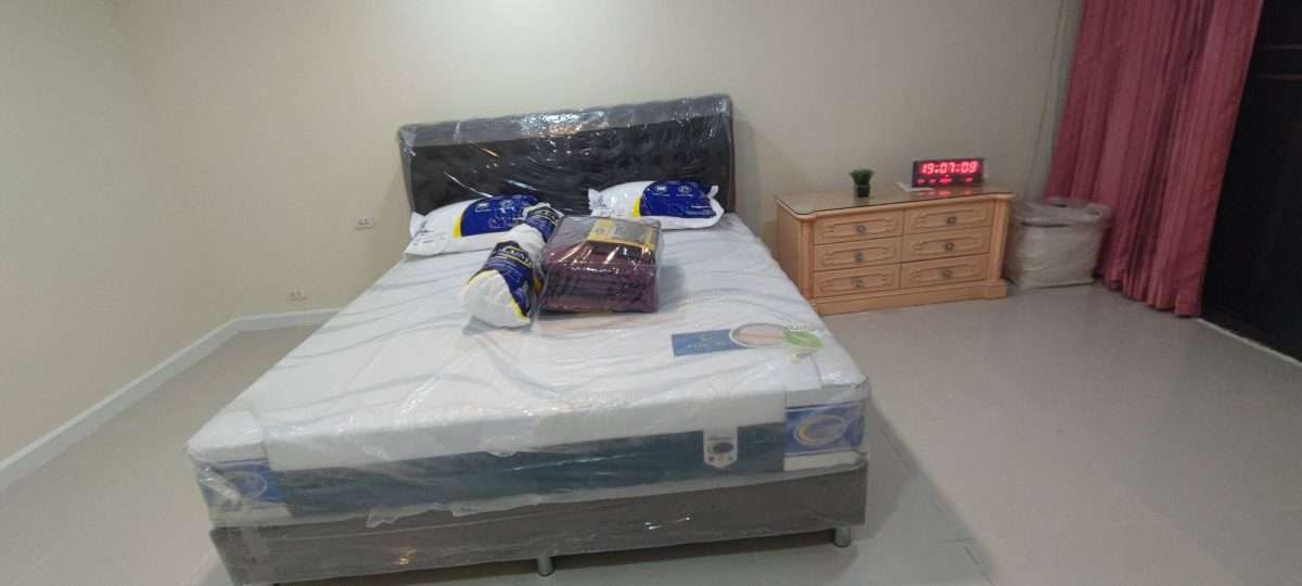 Luxury Condo  for rent now  3  Beds size room too big at sukhumvit soi 18 — photo 2