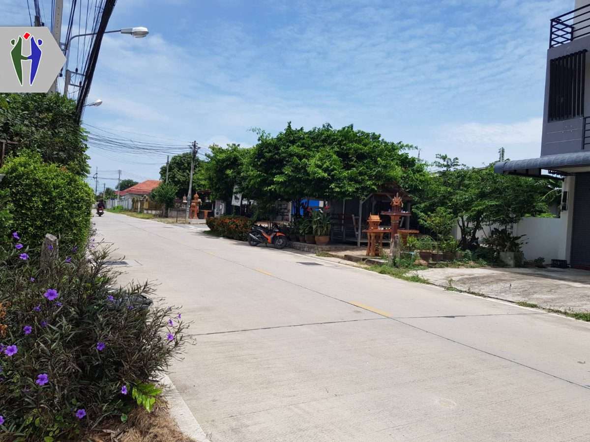 Commercial Building For RENT and SALE — photo 3