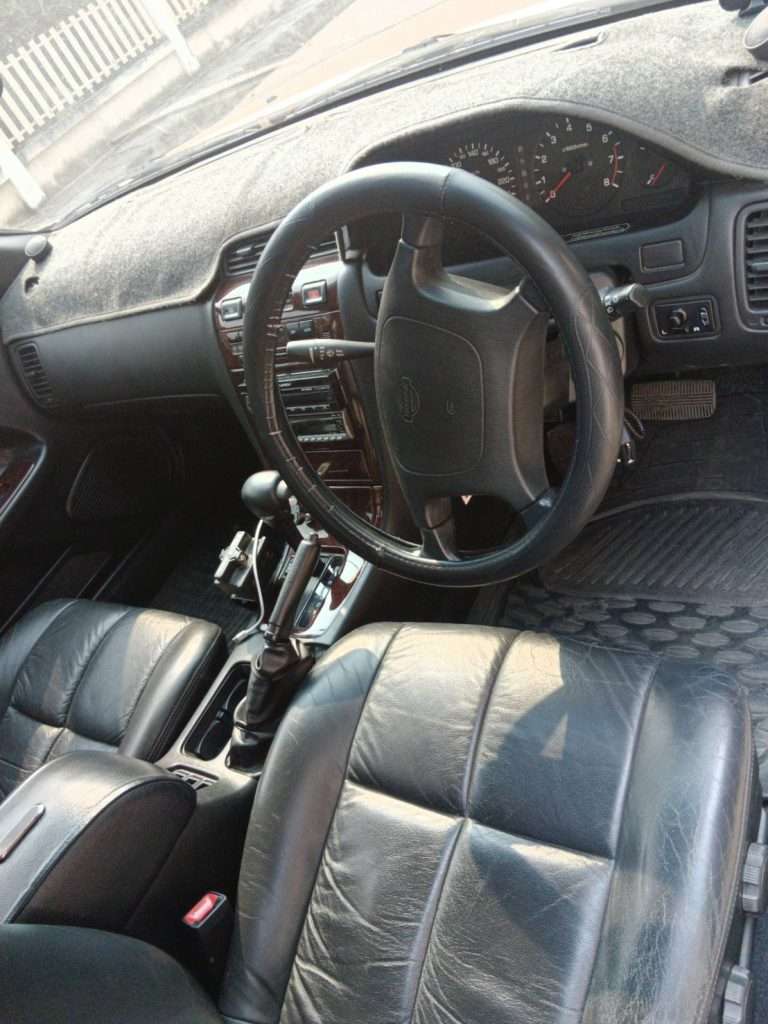 Nissan Cefiro 2.0