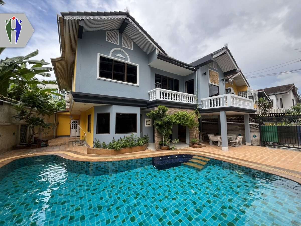 Pool Villa for Rent at Central Pattaya