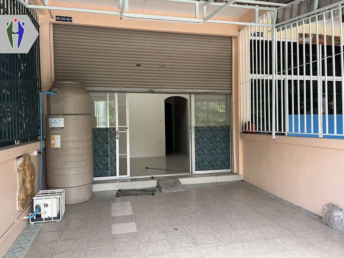 Two-story townhouse for rent in Chaiyaphruek 2