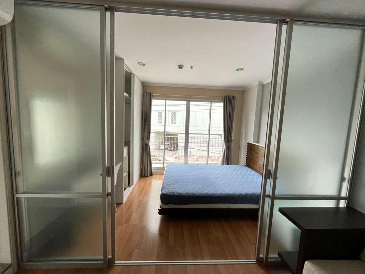 Rent nice condo lumpini 1 Beds  35 sqm. 2nd Floor zone Ram Intra-Lak Si — photo 3