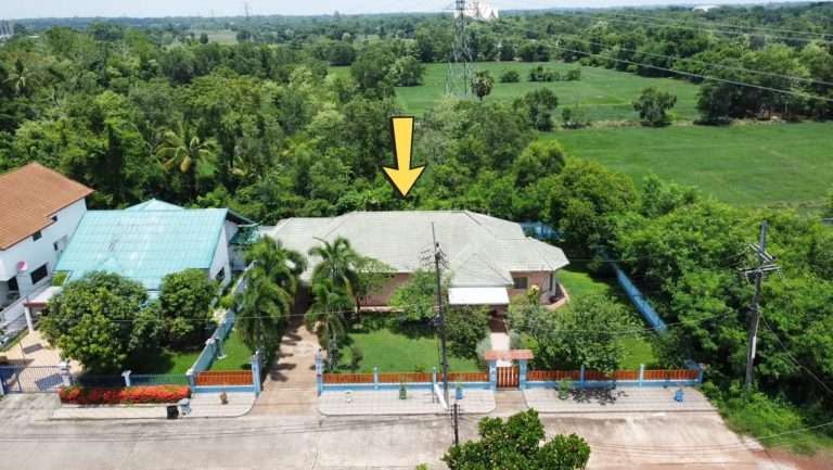 Beautiful 3-Bedroom Bungalow with Guest House in Nong Na Kham, Udon Thani