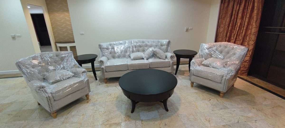 Rent NICE CONDO FULLY FURNISHED BIG AREA 265 SQ.M. SUKHUMVIT 18 — photo 3