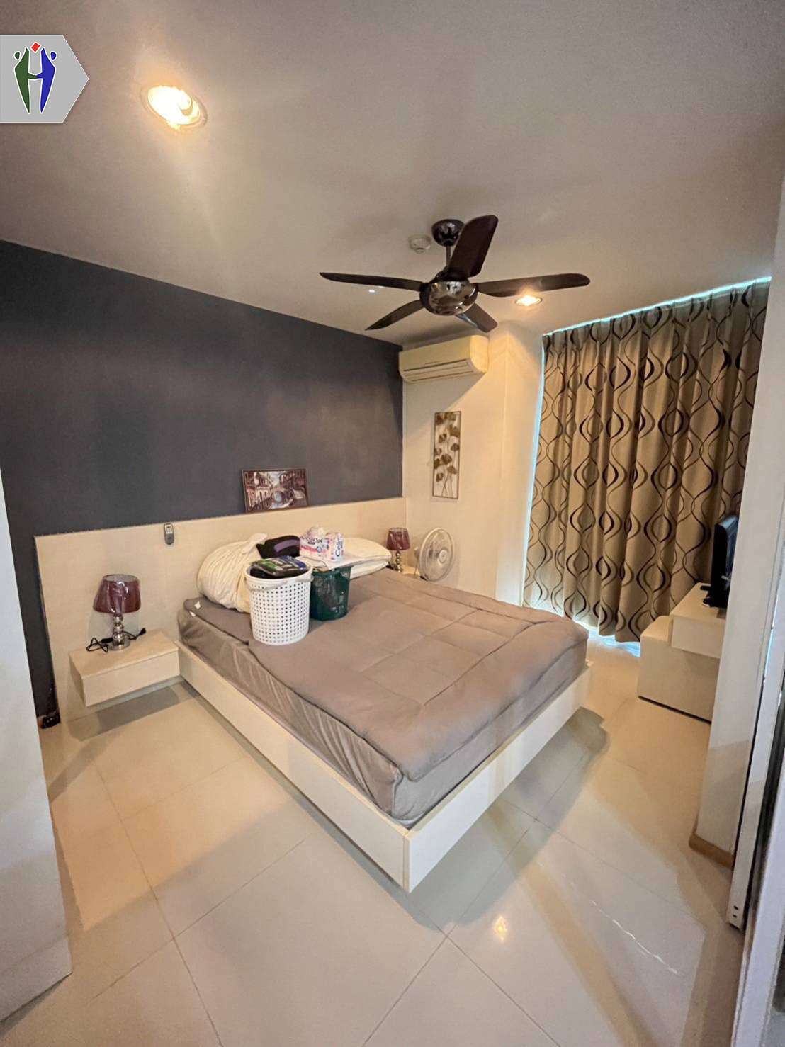 Jomtien Condo for rent, just 100 meters from the beach, with washing machine included.