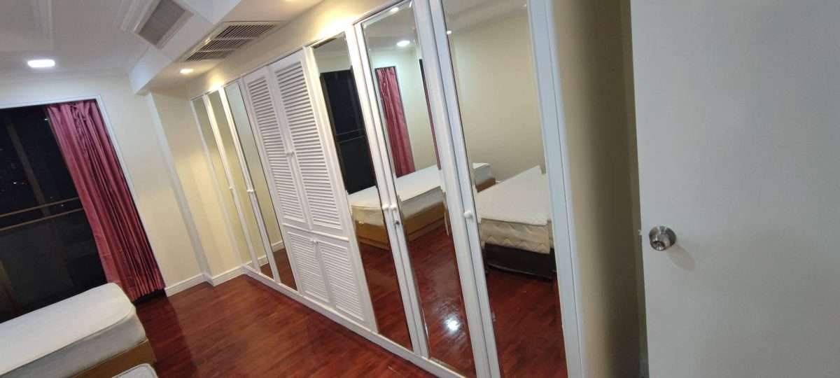 Luxury Condo for rent Central of Bangkok