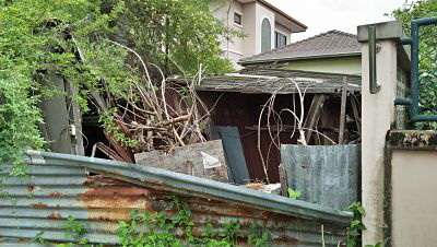 Vacant land 76 sqm.  suitable build new house ขาย ที่ดินเปล่า ซอย ด่านสำโรง หรือ สุขุมวิท 113