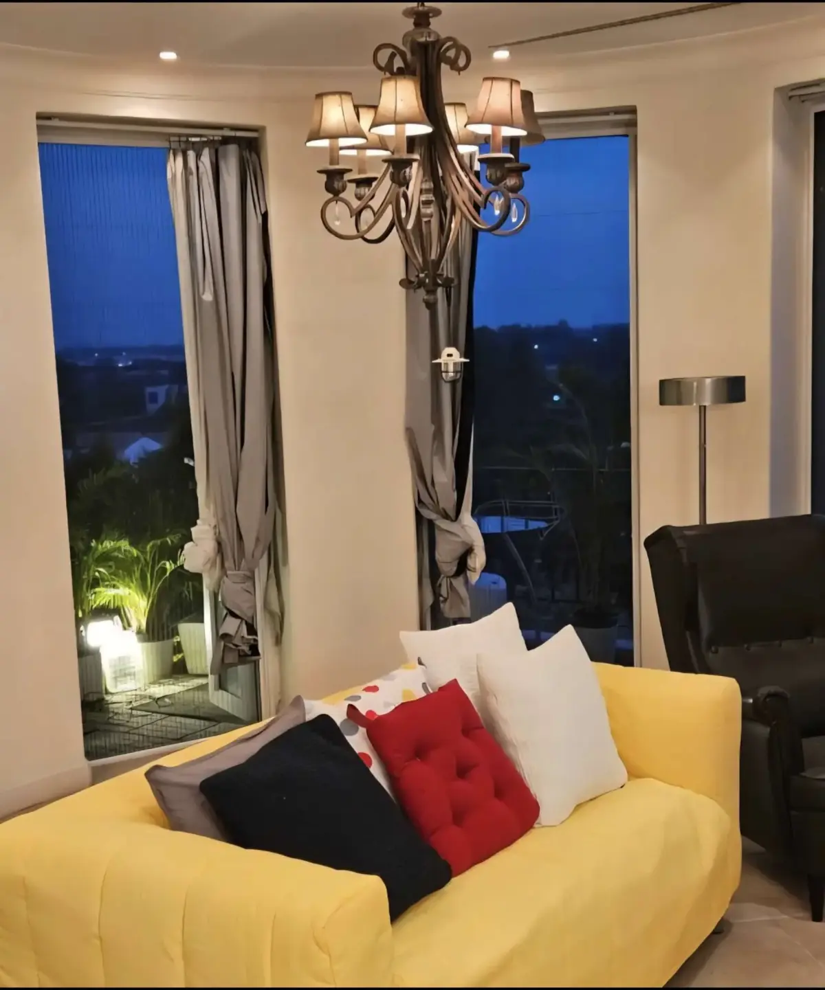 Magnolia Southern California Condominium — photo 2