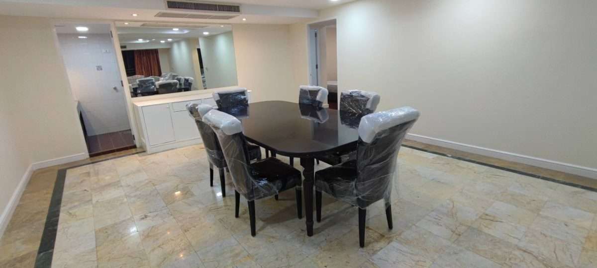Condo for rent 4 Beds big area Sukhumvit 18 ให้เช่าคอนโดหรู ห้องใหญ่ 3 นอน — photo 3