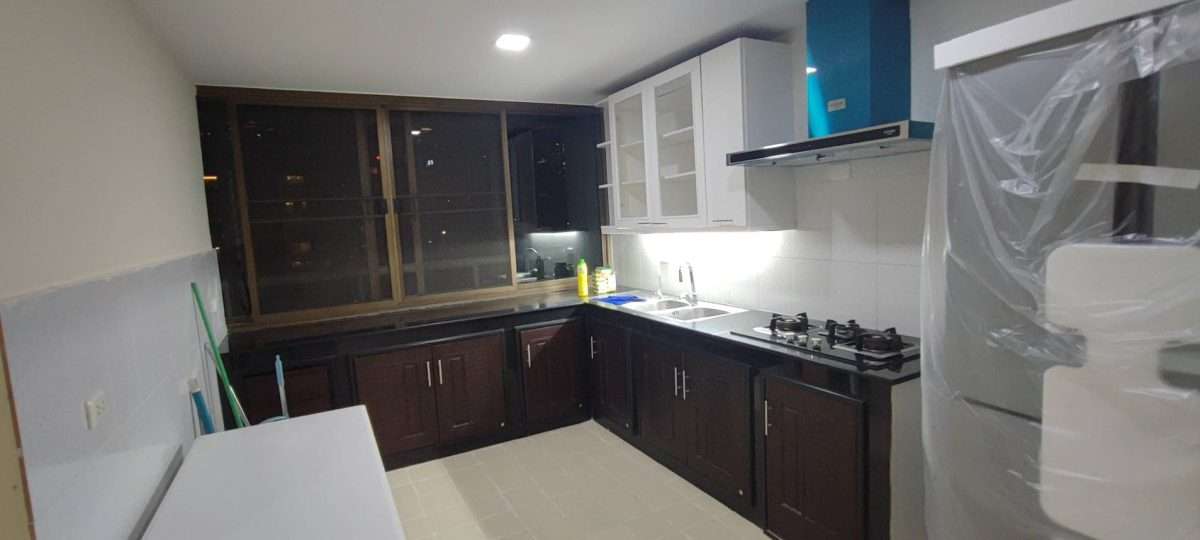 Rent uxury Condo bigger area 265 sqm. fully furnished new Sukhumvit 18 Central Of Bangkok ให้เช่าคอนโดหรู — photo 3