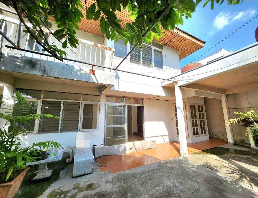 Single house for rent no furniutes ,empty house sukhummvit93 บ้านเดี่ยวหลังใหญ่ ให้เช่า สุขุมวิท 93