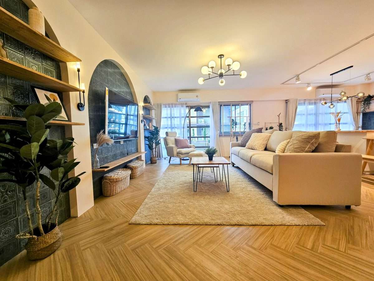 Spacious 3 Bedroom Condo Next to Nana BTS