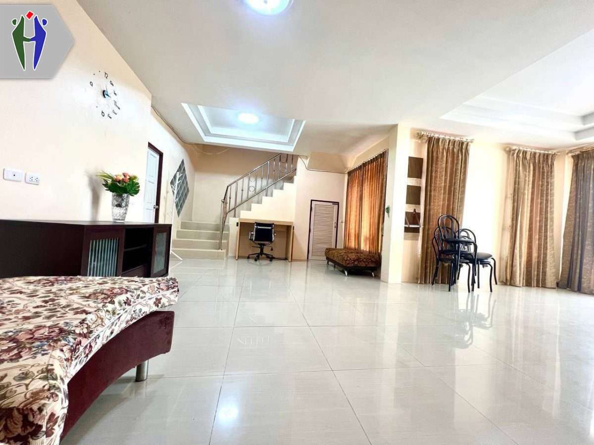 Semi-detached house for rent in Khao Noi, Pattaya — photo 2