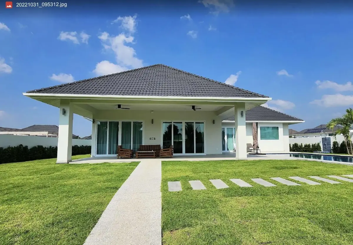 Top Pool-Villa on big corner plot close to black mountains — photo 2