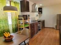 3aba9f78 6f6f 46f7 88c9 a156a29f41cc 1 all 373