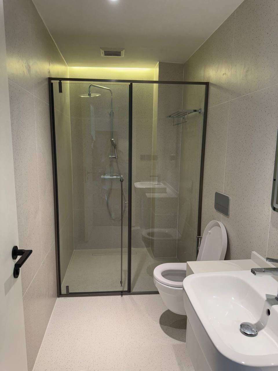 photo 17 2025 06 05 05 49 54