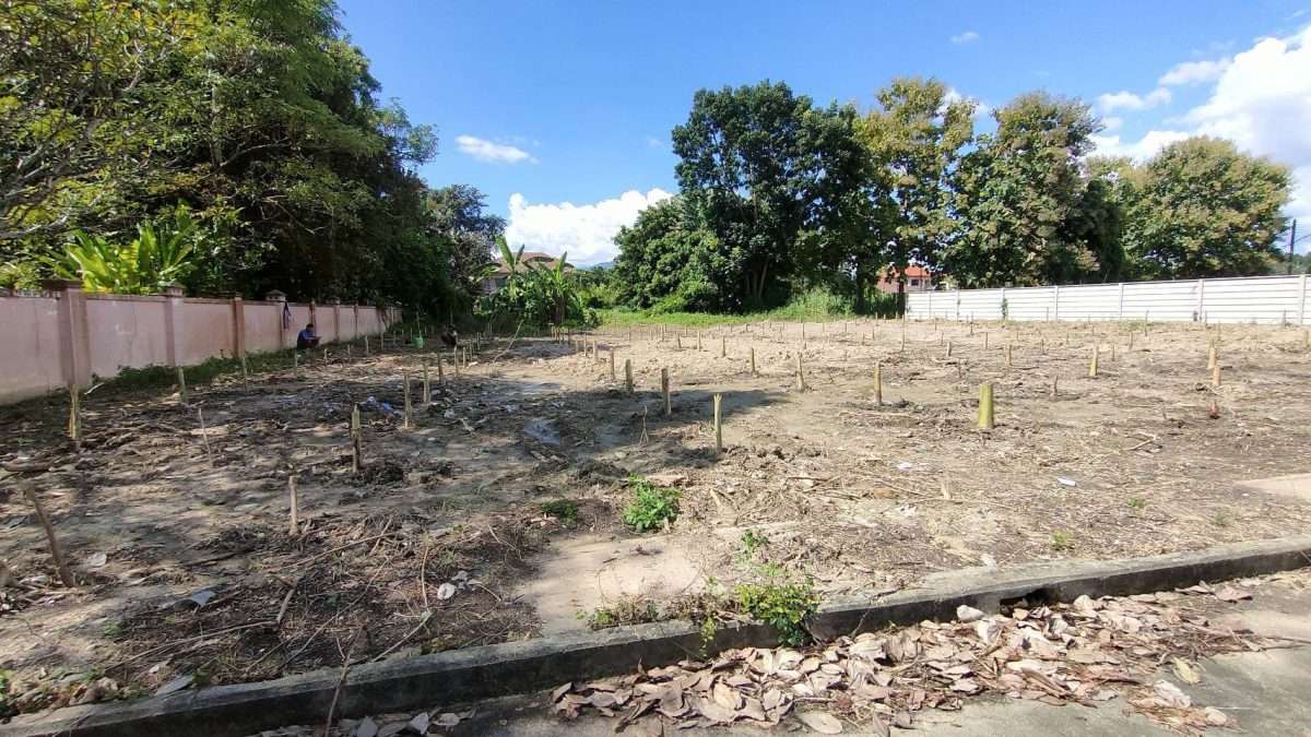 Land for Sale in Hang Dong, Chiang Mai – Ideal for Residential Homes &amp; Pool Villas ขายที่ดินเปล่าจัดสรร อ.หางดง จ.เชียงใหม่ ใกล้ห้างสรรสินค้า เซ็นทรัล เชียงใหม่ แอร์พอร์ต และ สนามบินเชียงใหม่เพียง 8 กม.