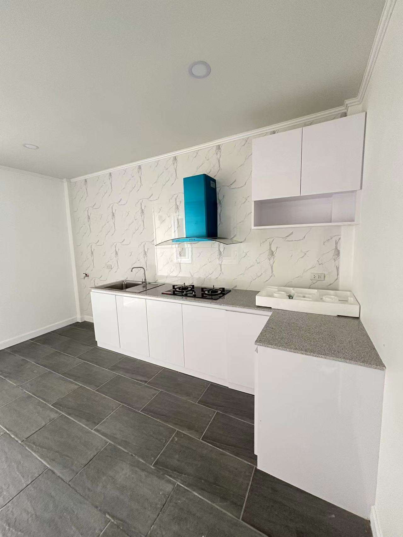 Image 20251203043330