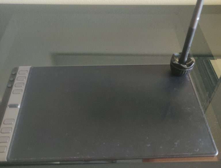 Huion Inspiroy H1061P Drawing Tablet
