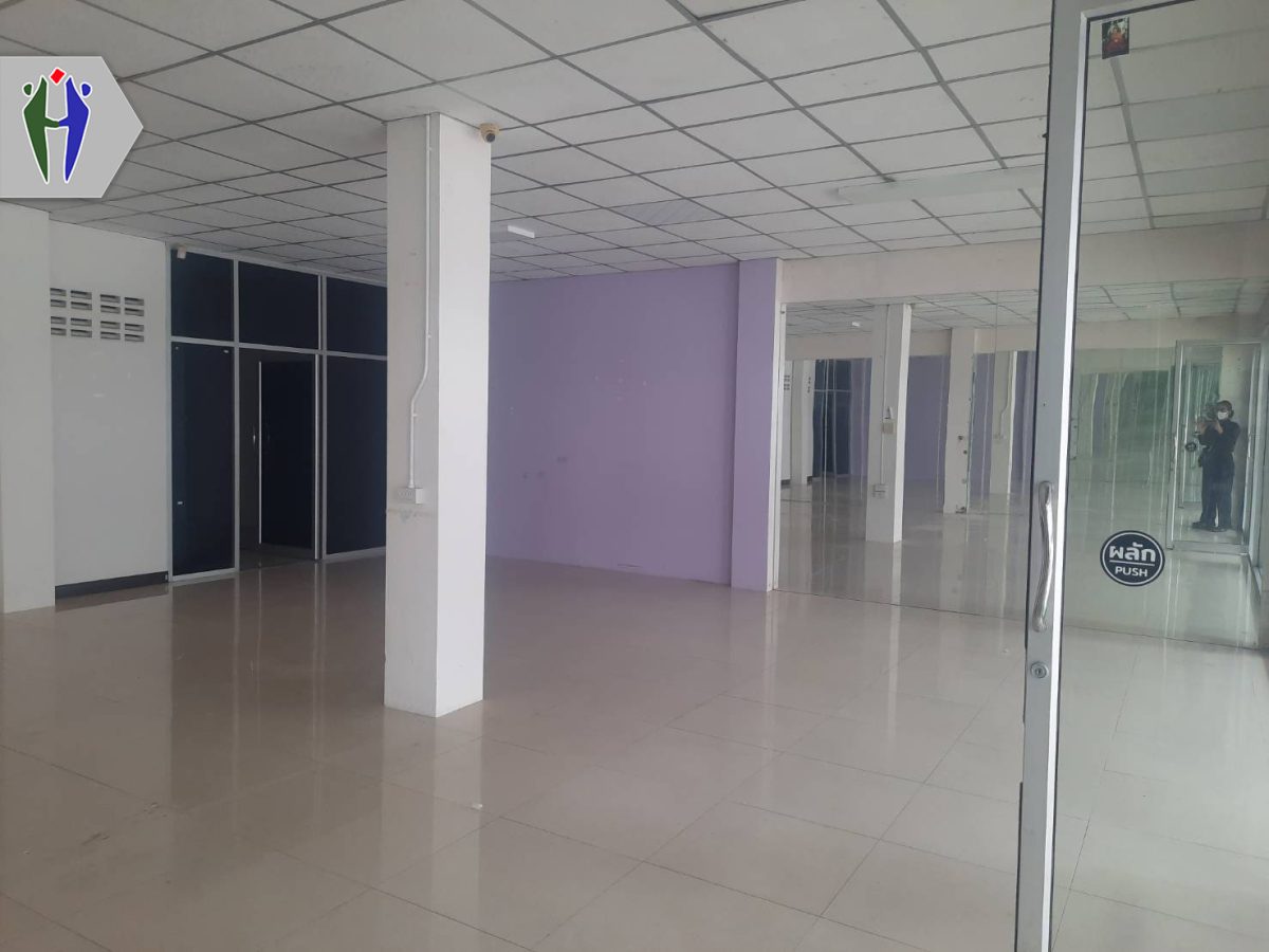 Commercial building for rent in Saim Country Club — photo 2