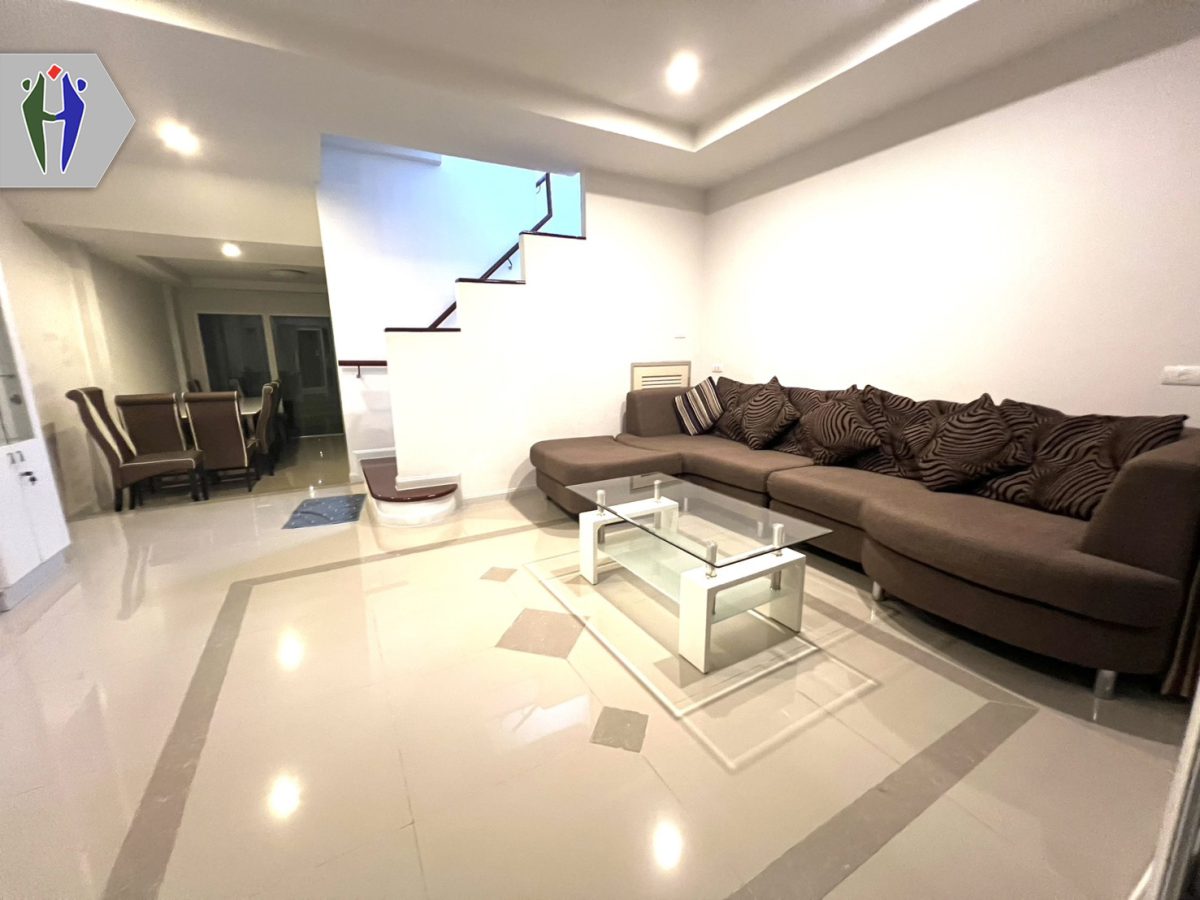 Thepprasit townhouse for rent in modern style !! — photo 2