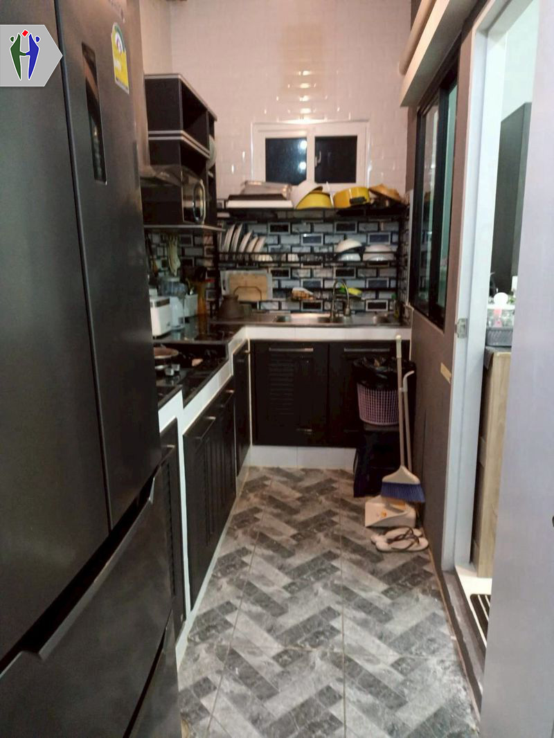 Townhouse for rent, 20,000 THB, Soi Boon Samphan, South Pattaya
