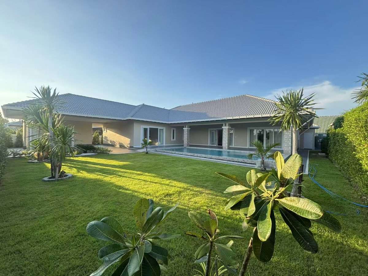 House for sale with land and fully furnished.