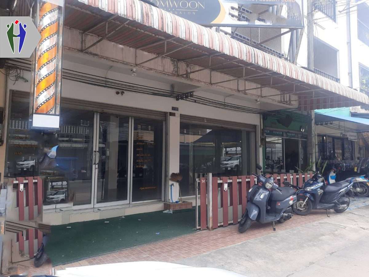 Commercial building for rent in Saim Country Club