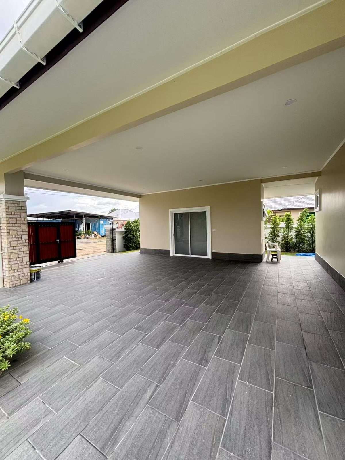 House for sale with land and fully furnished. — photo 3