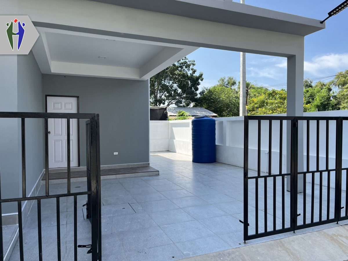 Corner Townhouse 2 Stories, For rent Khaonoi-Nernplibwan